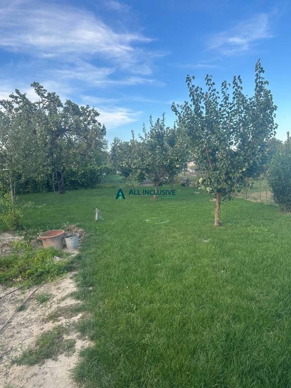 Ponúkame na prenájom 4izb. rodinný dom v obci Tomášov pri Br - 5