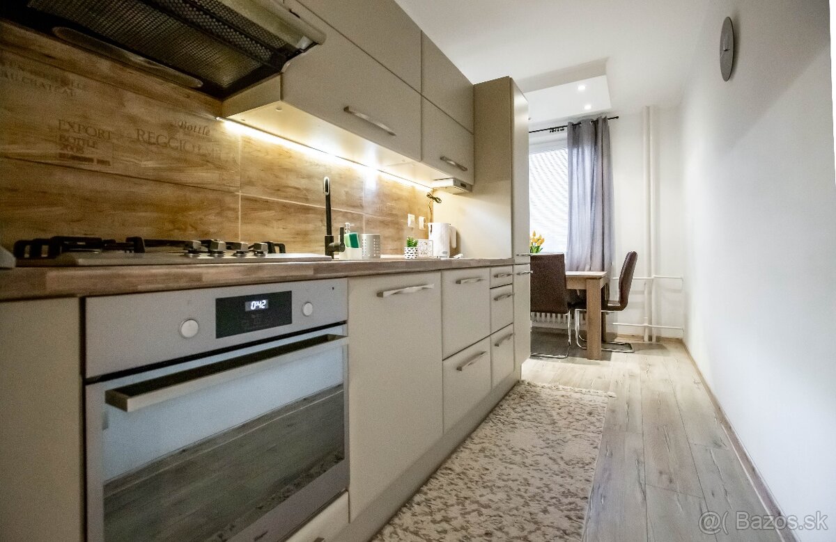 Veľký 3-izb. byt na A.KUBINU v Trnave, 82,5 m2, balkón - 5