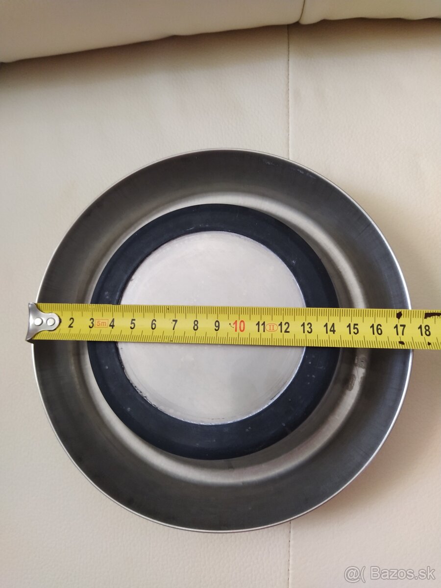 Nerezové misky pre psa + 4 nové hračky (osobný odber) - 5