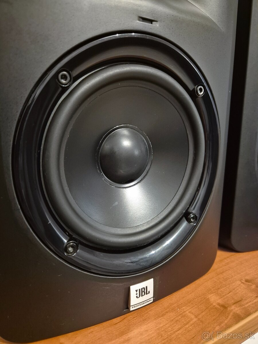 Predám pár štúdiových monitorov JBL LSR305 (1. gen.) - 5