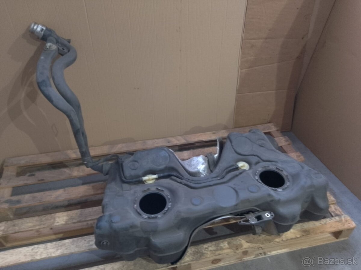 nádrž, čerpadlo, plavák Superb 2 diesel - 5