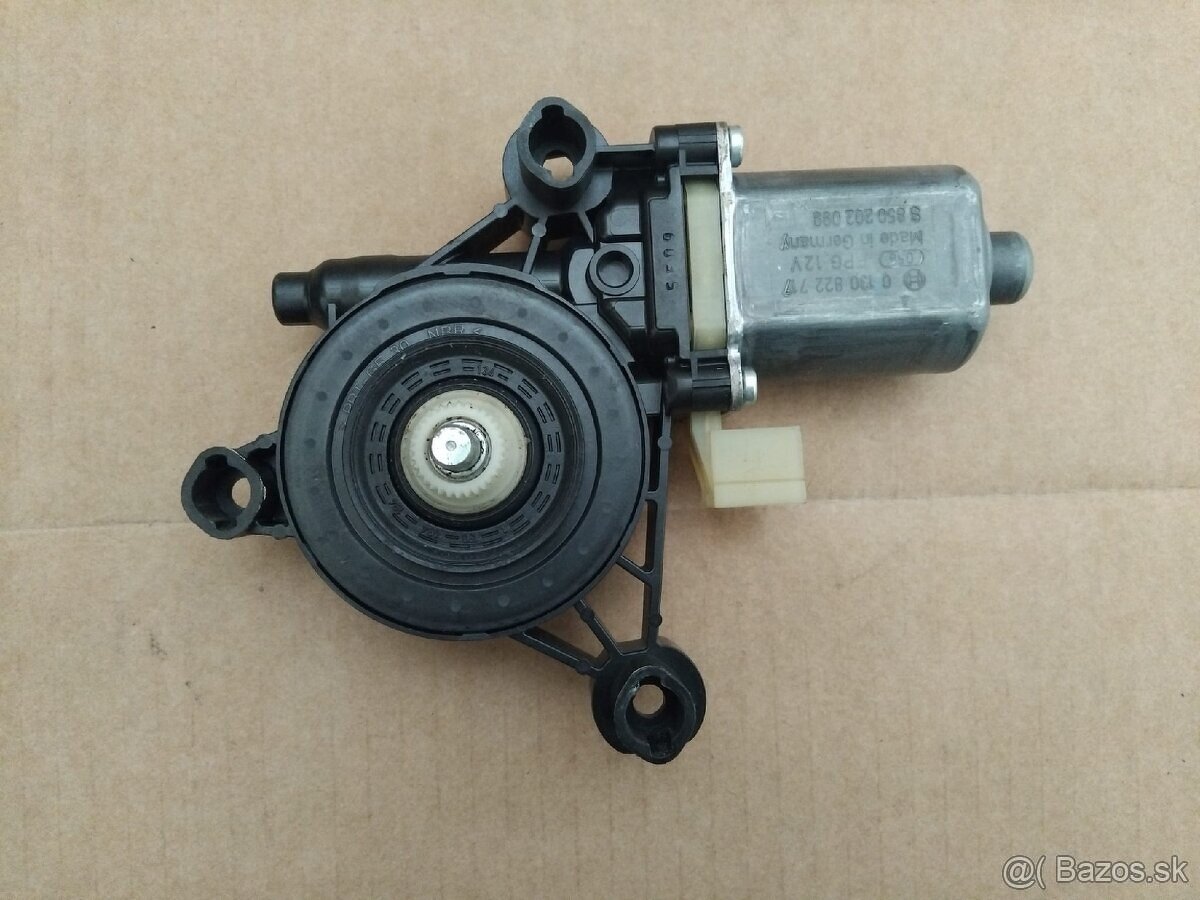 motorček okna Superb 3, Octavia 3 - 5