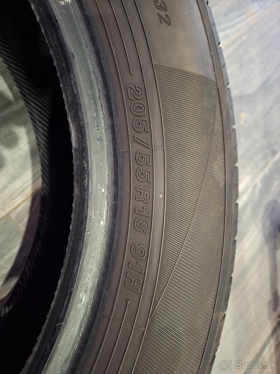 Yokohama 205/55 R16 - 5