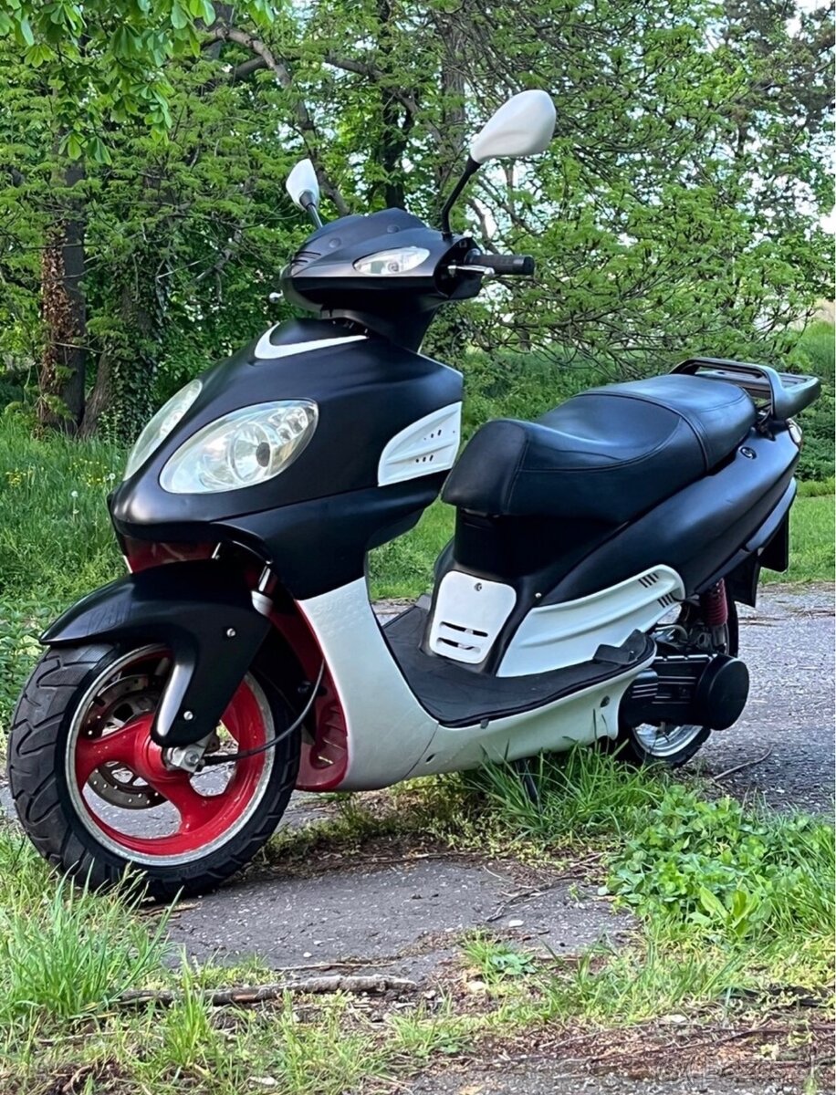 Predám Skuter Vonroad 125 - 5