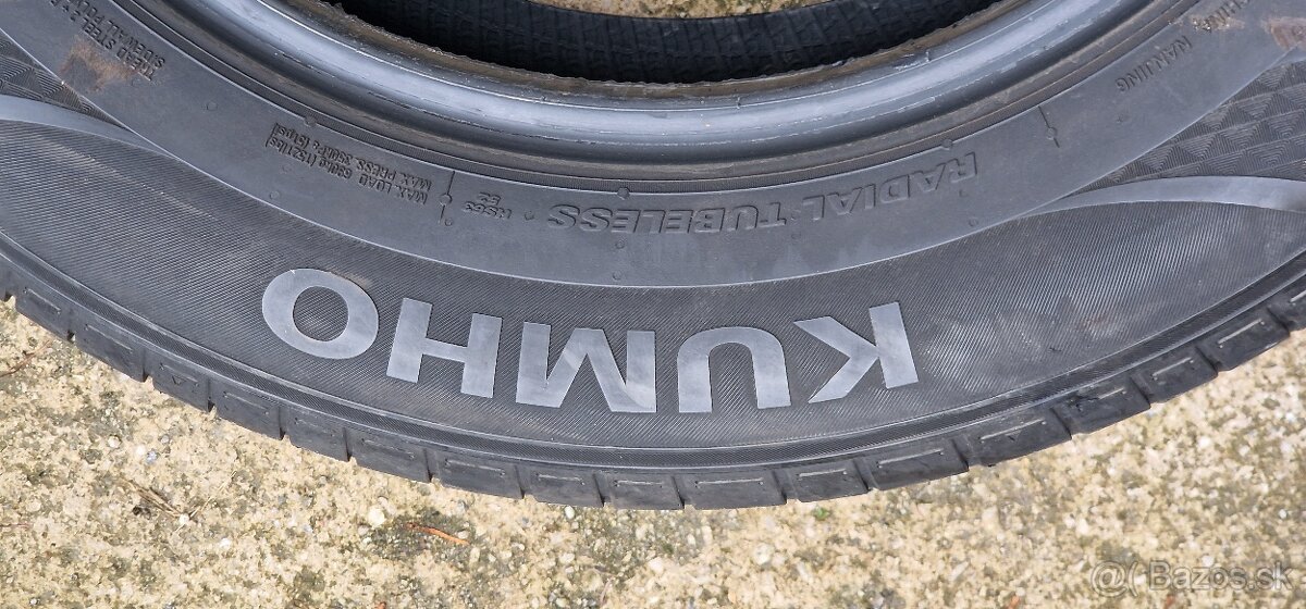 215/60 R16 kumho - 5