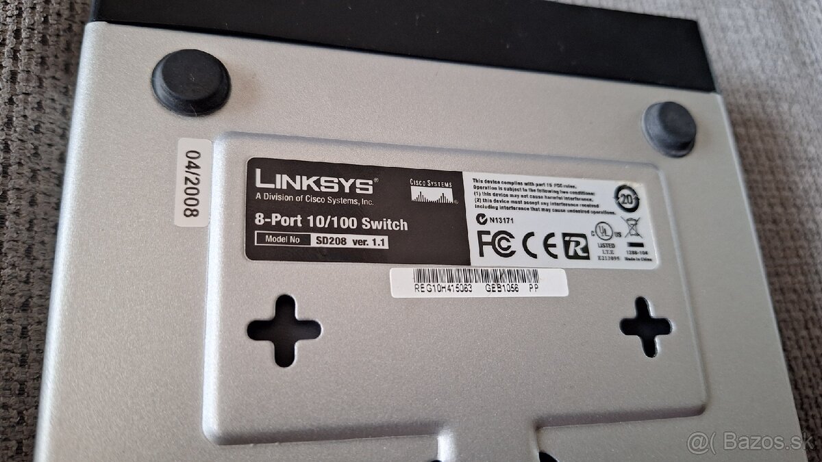 Linksys SD208, 8-Port 10/100 Switch - 5