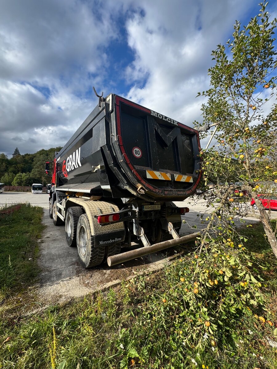 Mercedes Arocs 8x6 - 5