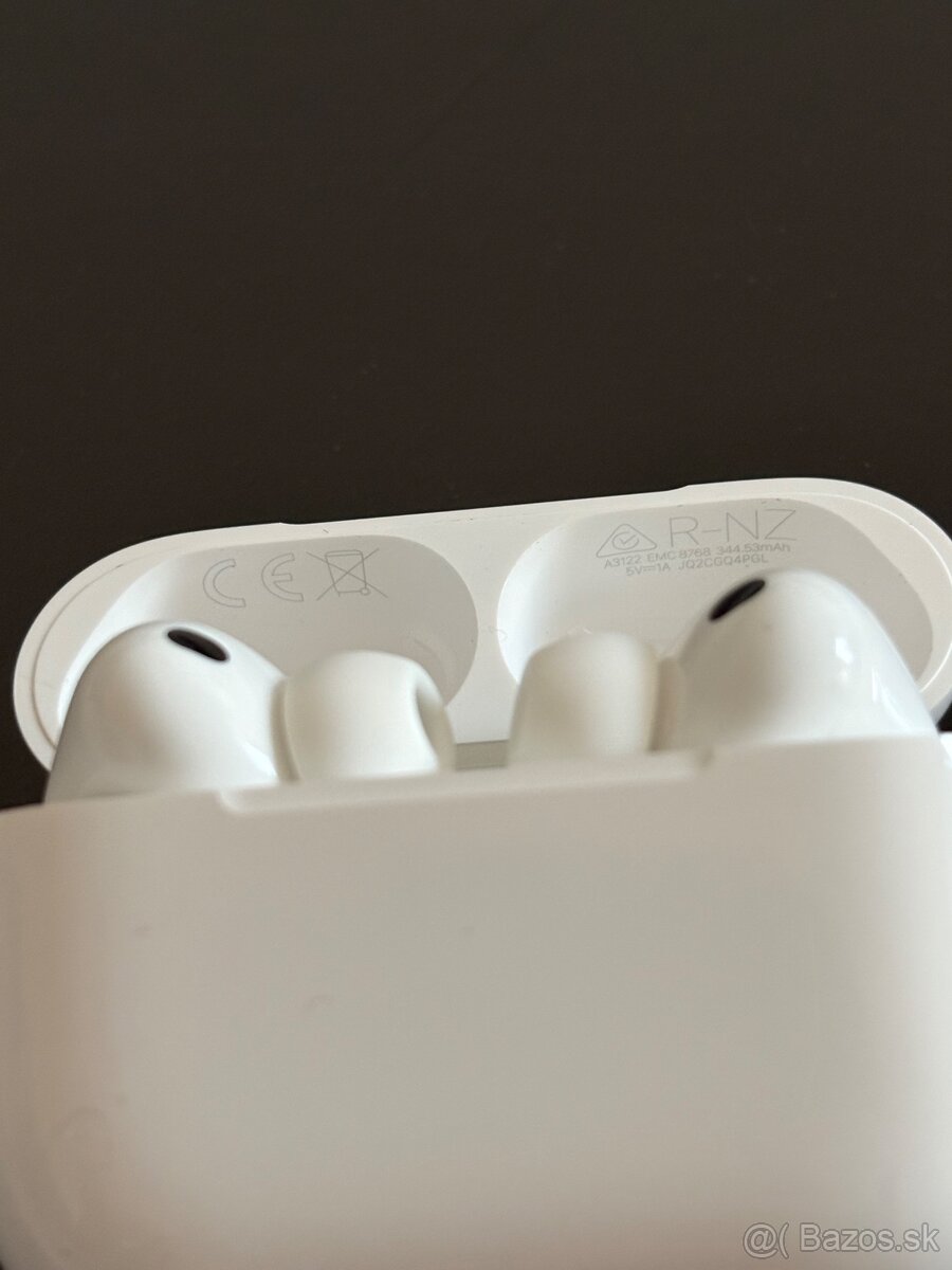 Apple AirPods Pro 3 - 5