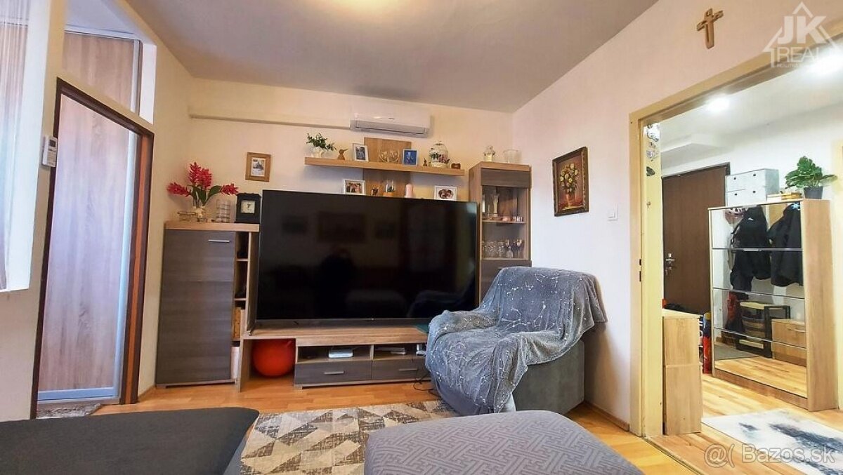 Priestranný 2-izbový byt s terasou, sídlisko Sekčov v Prešov - 5