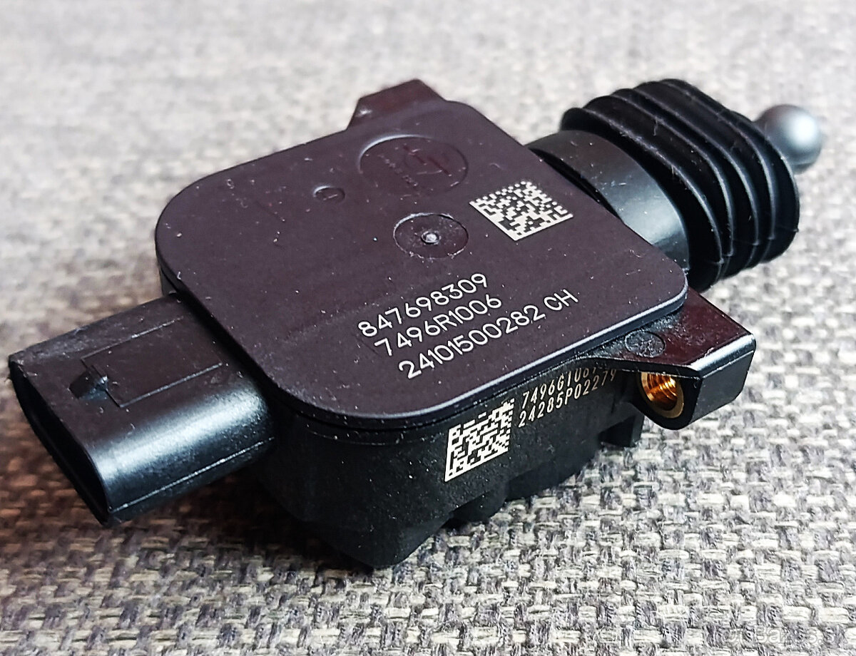 nastavovací motorček klapky chladiča AGR na BMW - 5