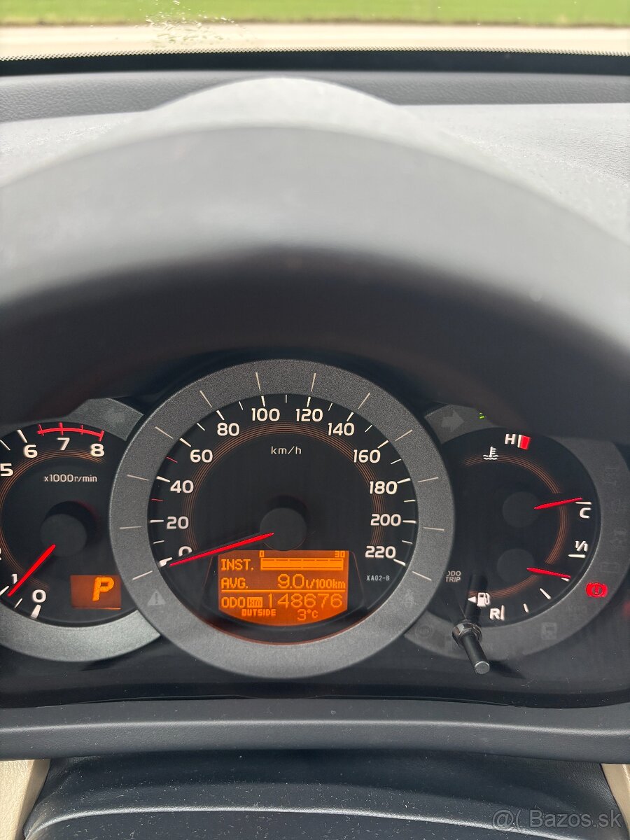 Toyota RAV4, 2009, 4x4 benzín automat - 5