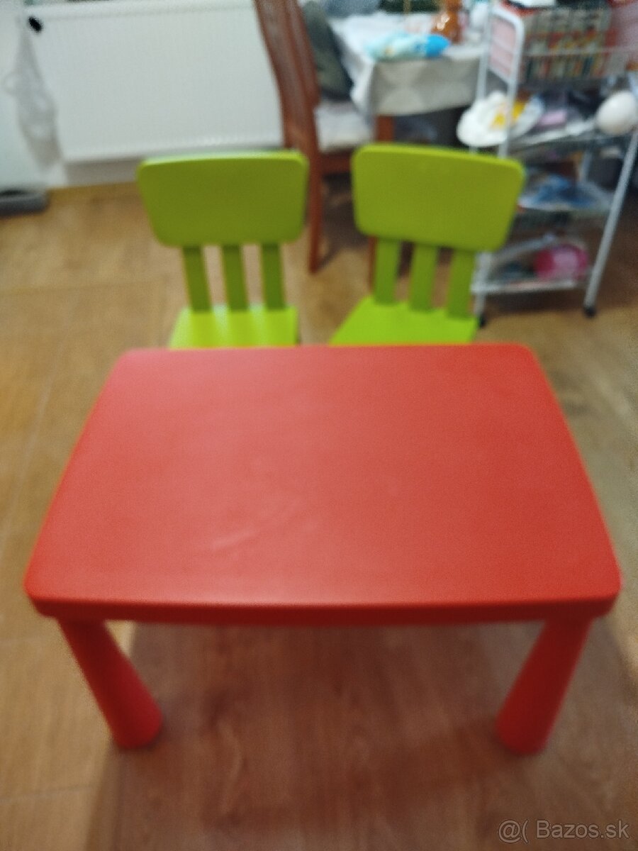 Ikea mamut stolik a stolitcky - 5