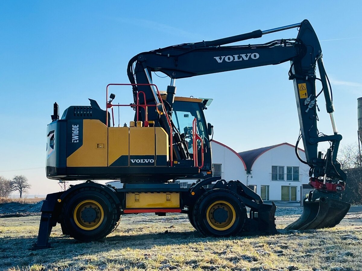 Kolesový bager Volvo EW160E s rotátorem - 5