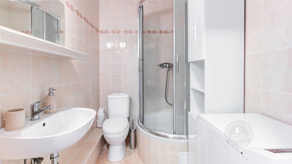 AXIS REAL | Dvojgarsónka, 2x LODŽIA, BA V. Petržalka, Nám. h - 5