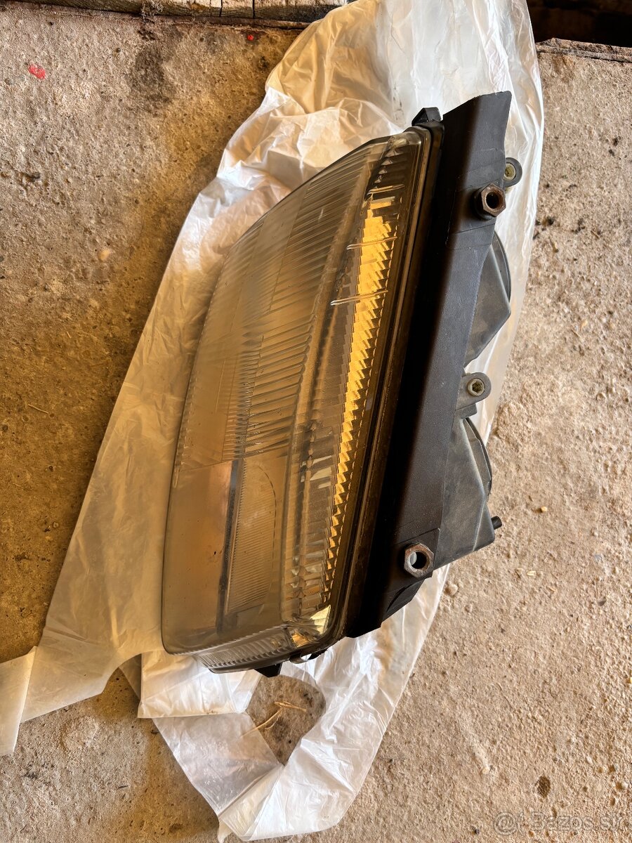 Predné halogénové svetlá VW Passat B5 - 5