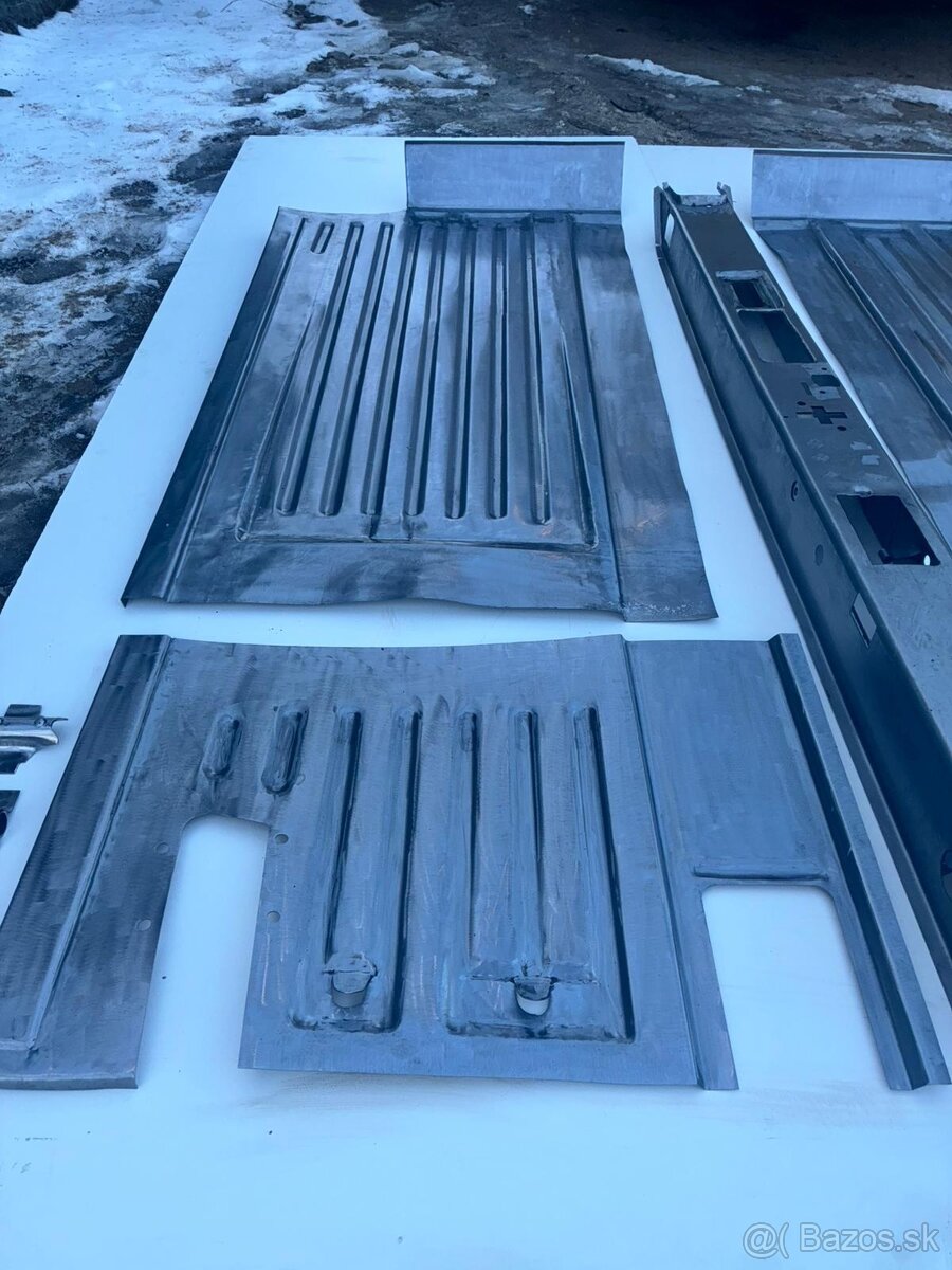 Podlaha Škoda 1000 MB - 100 - 110R - 5