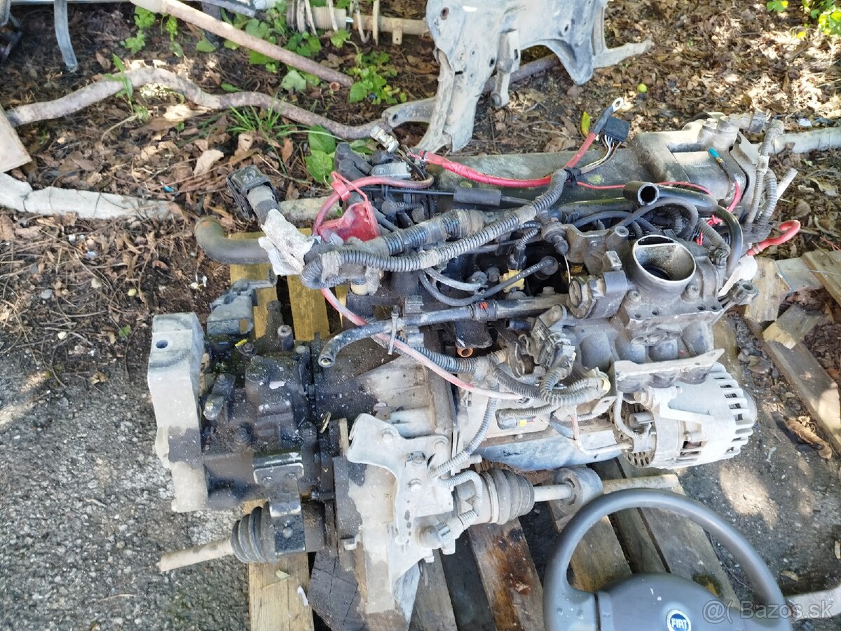 Rozpredám Fiat panda 1.1 benzin - 5