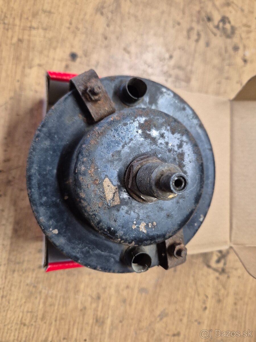 Tatra 600 tachometer - 5