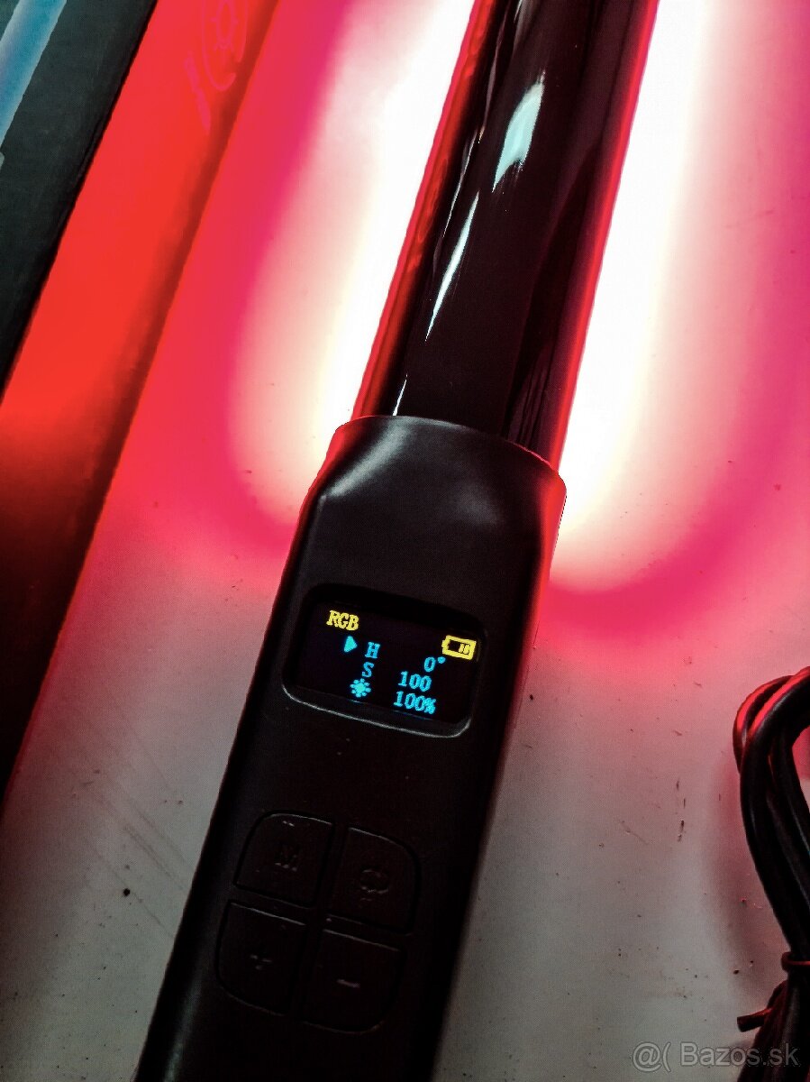 PREDÁM RGB SVETLO ZNAČKY ULANZI - 5