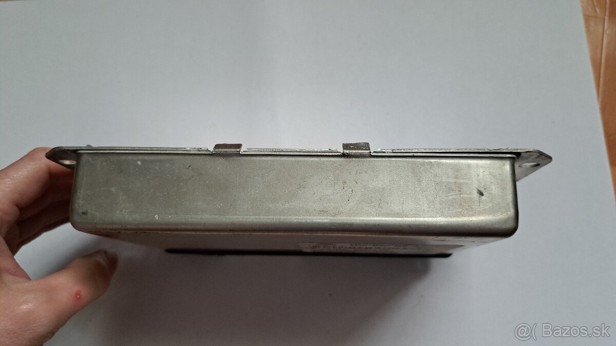 Riadiaca jednotka 8D0 927 156 AH - 5