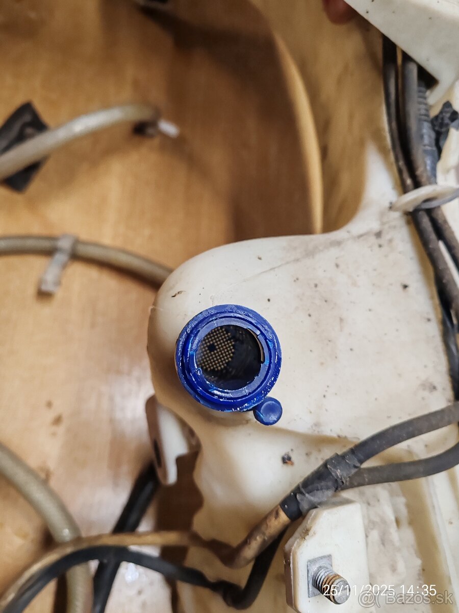 Predám ostrekovače svetiel z punta GT. - 5