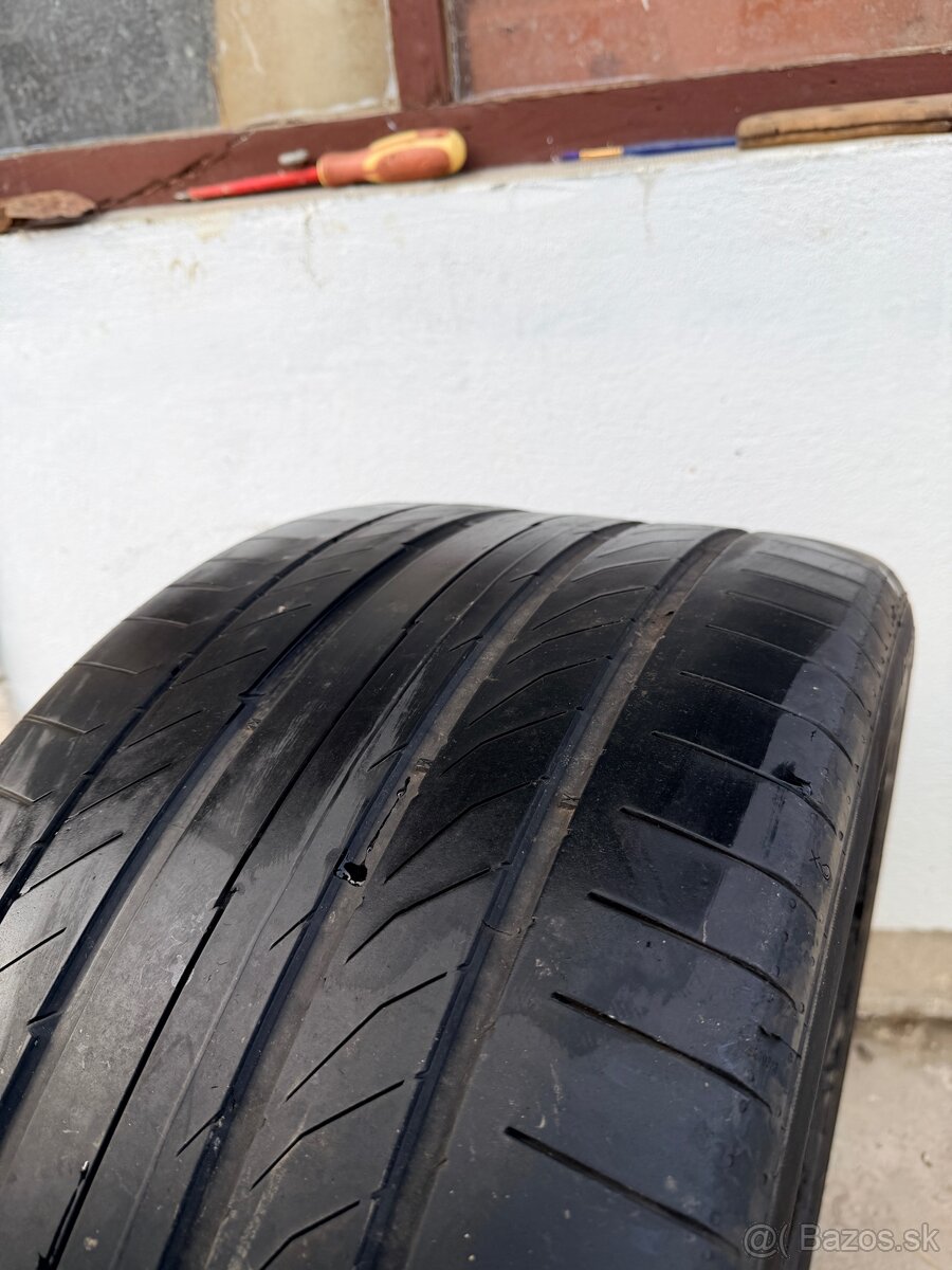 Continental305/40 ZR20 - 5