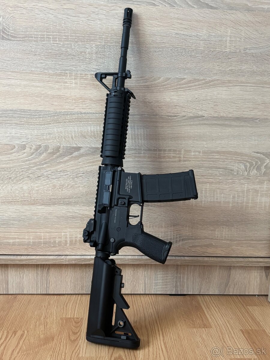Airsoftová zbraň M4 - 5