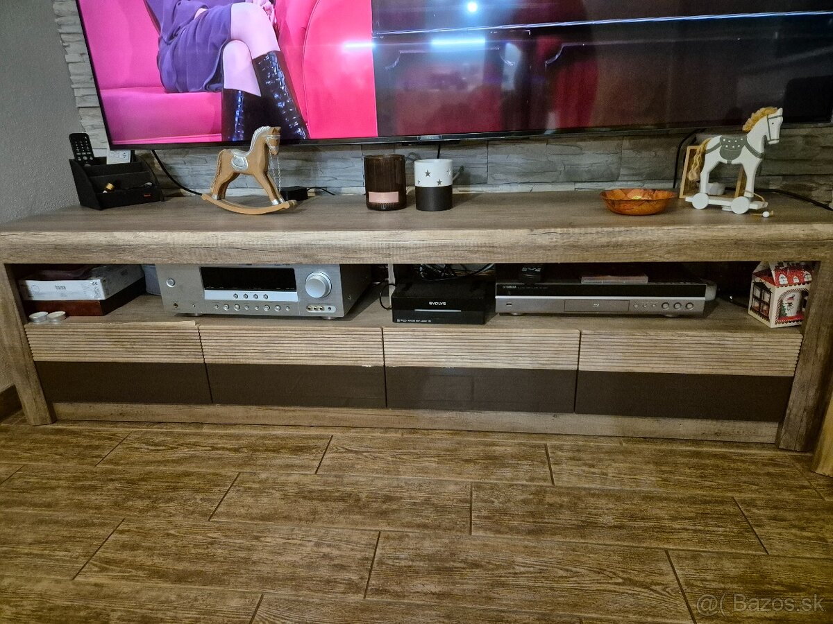 Konferenčný stolik + Tv komoda - 5