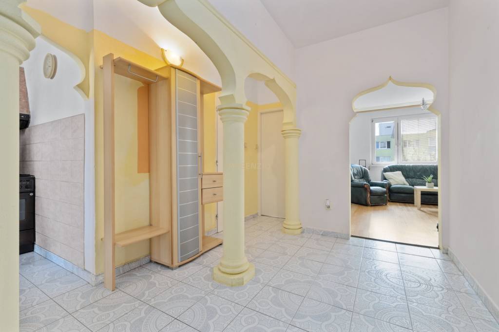 ASSENZIO- PREDAJ -3 IZBOVÝ BYT 63M2 S LOGGIOU- PRIBIŠOVÁ- KA - 5