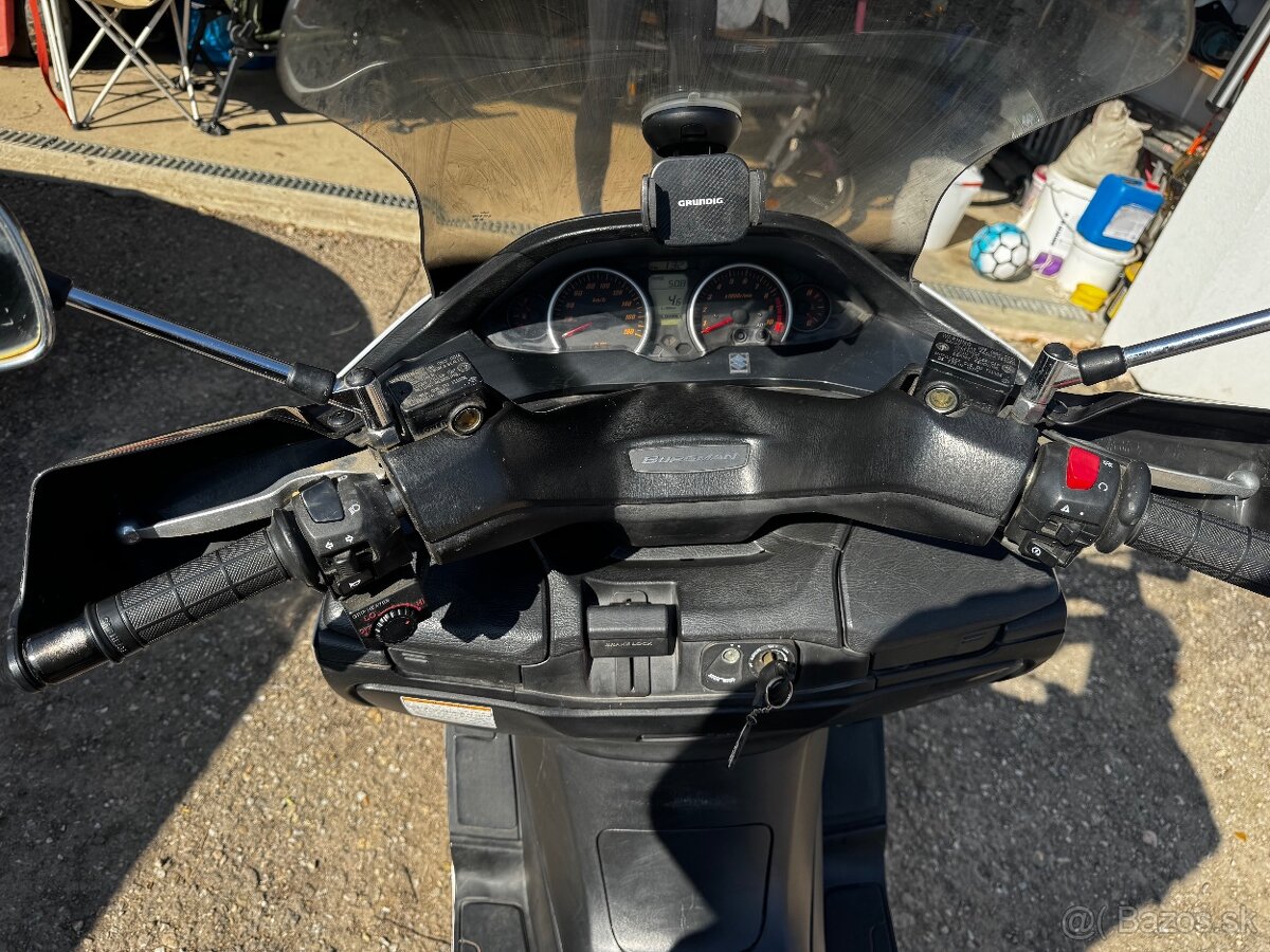 Suzuki Burgman AN400 - 5