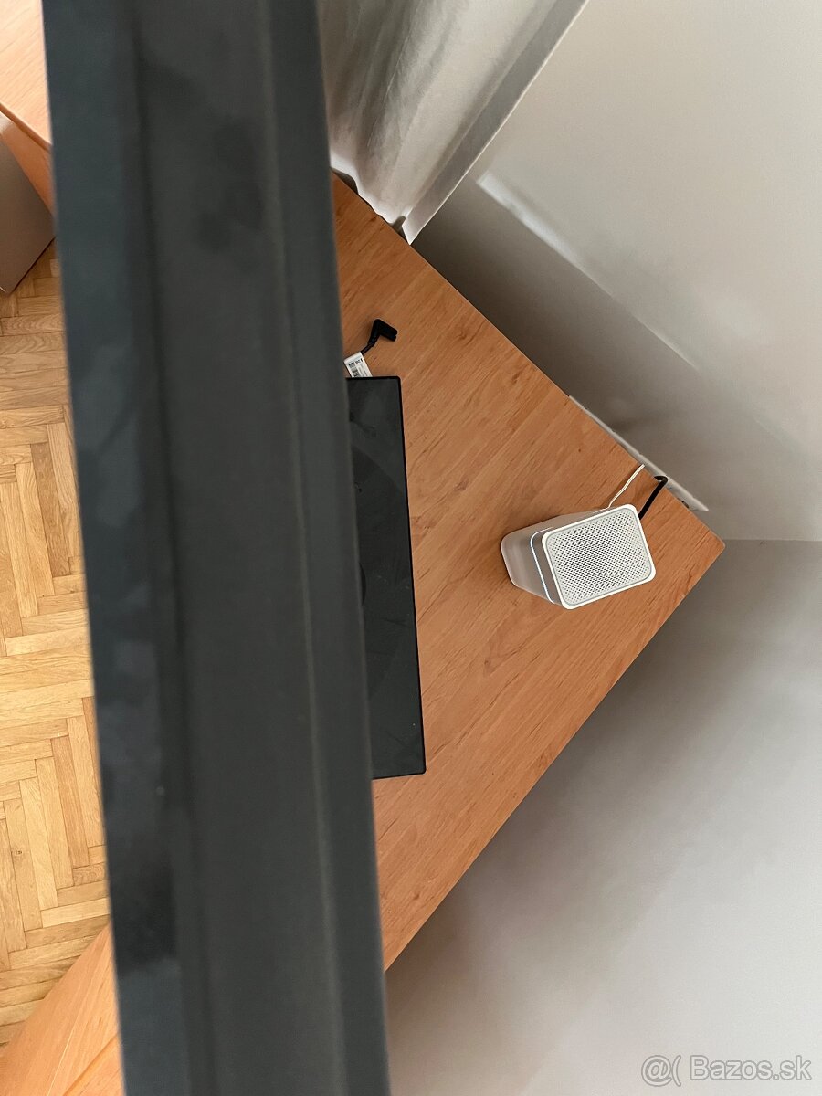 Skriňa pod TV - 5