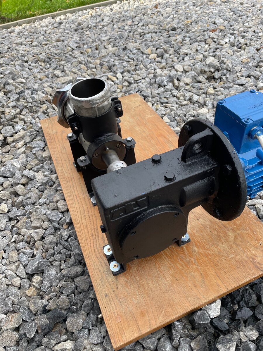 Mlynček na mäso veľkosť 32 - 5