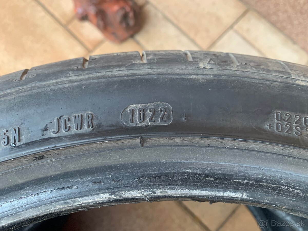 225/40 r18 letné - 5