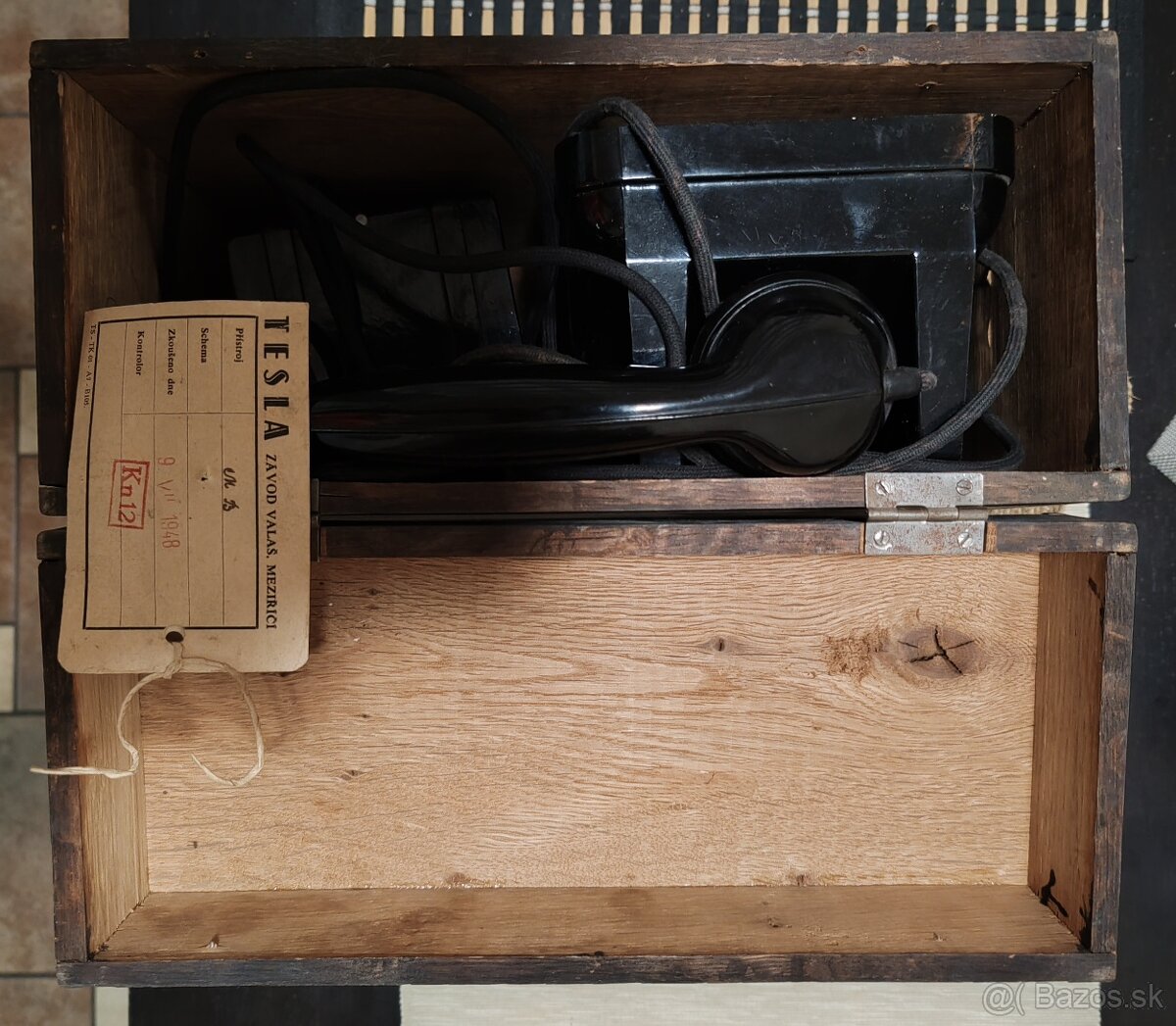 Krásny starožitný telefón TESLA - 5