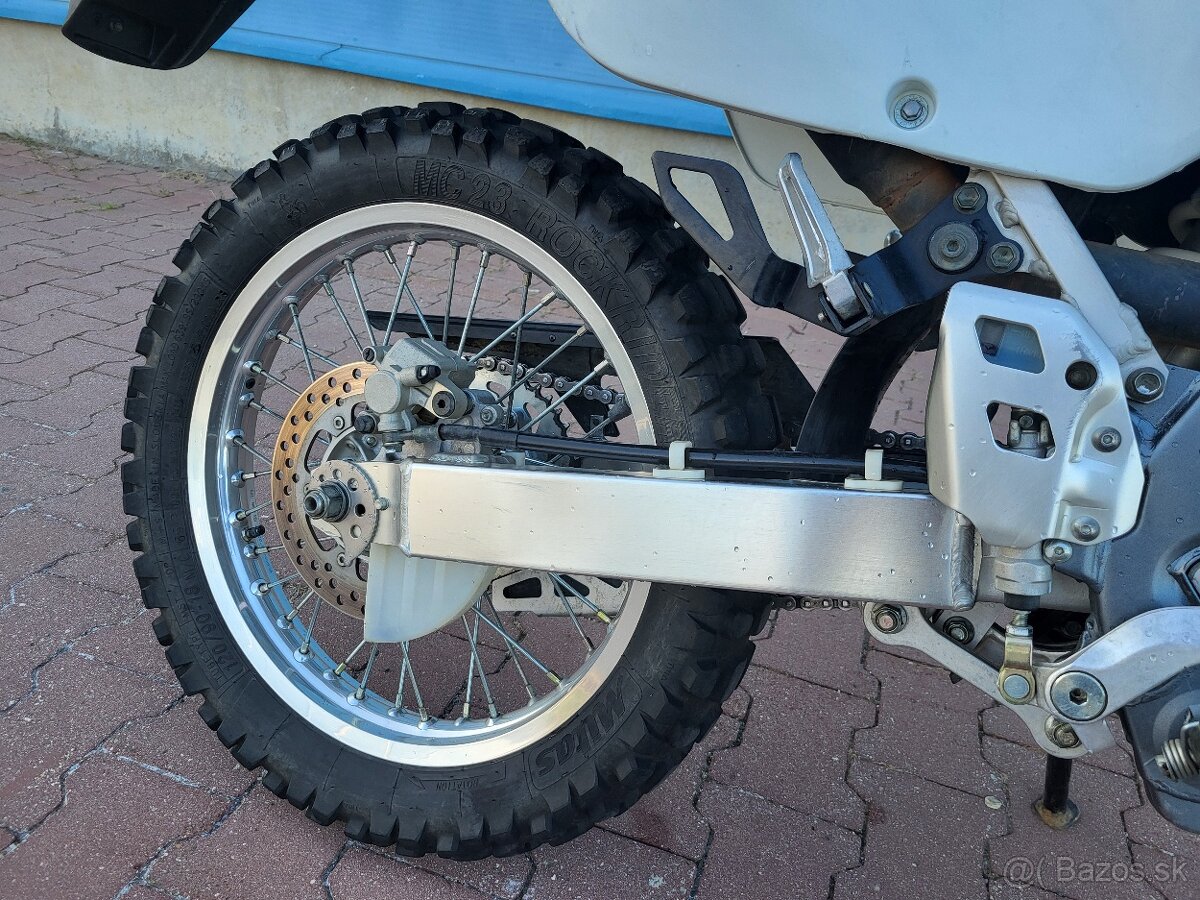 Suzuki DRZ 400 top stav