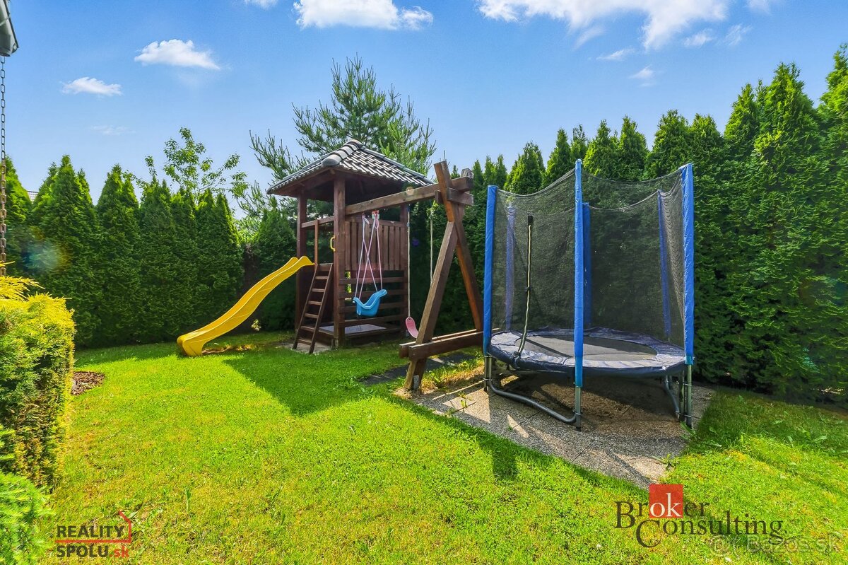 BEŠEŇOVÁ / Predaj apartmánového domu / 4 samostatné jednotky - 5