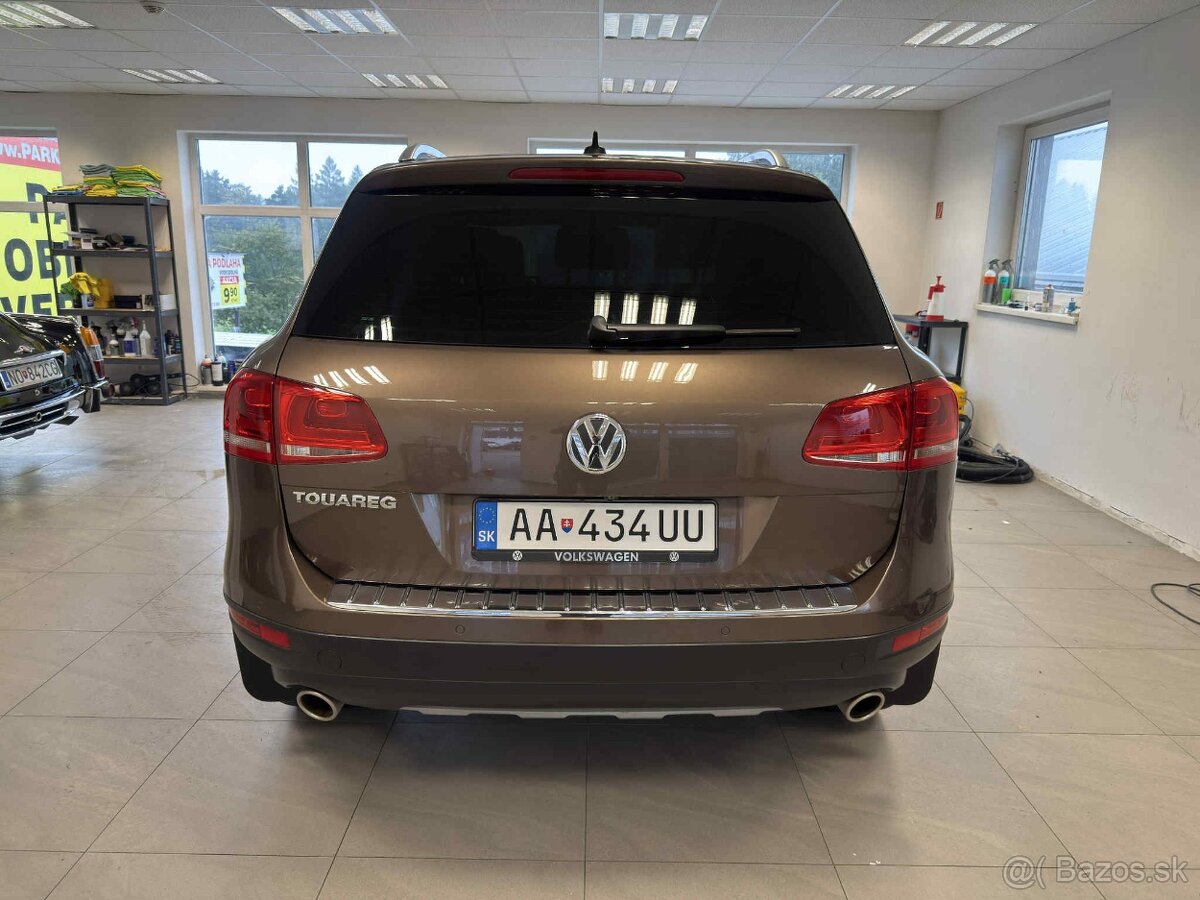Volkswagen Touareg 2 7P 3.0 V6 - 5