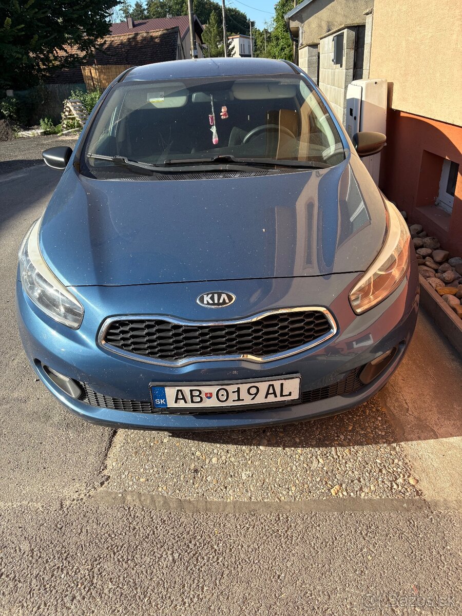 Predám KIA Ceed - 5