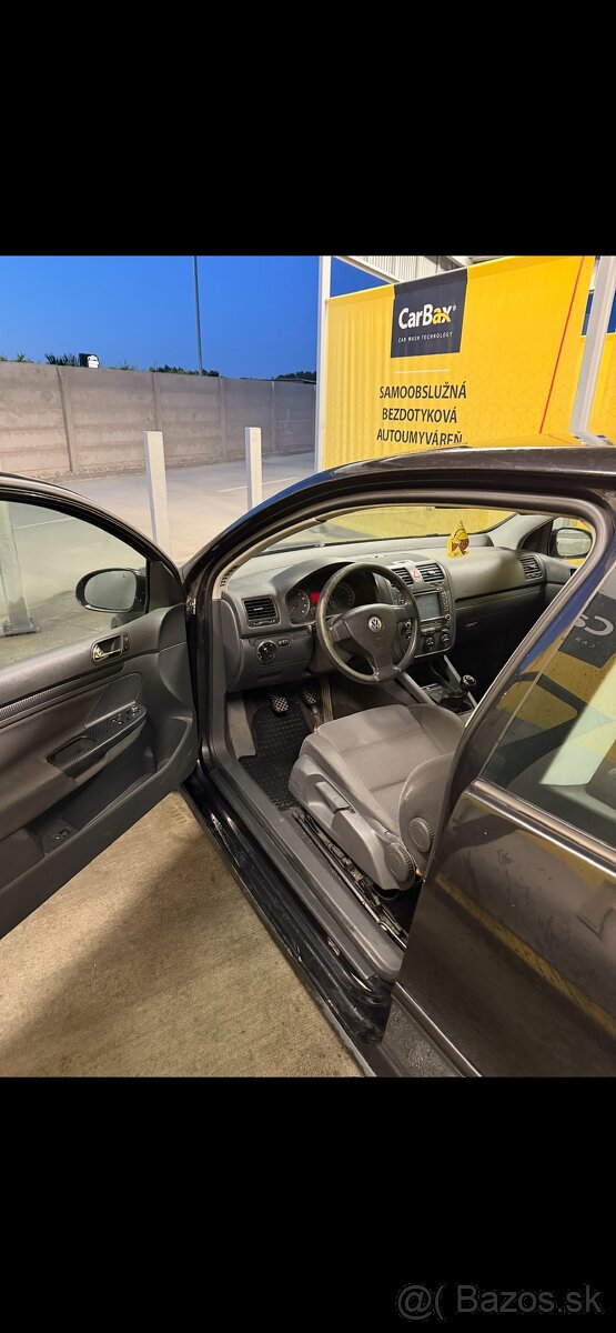 Volkswagen Golf 5 - 5