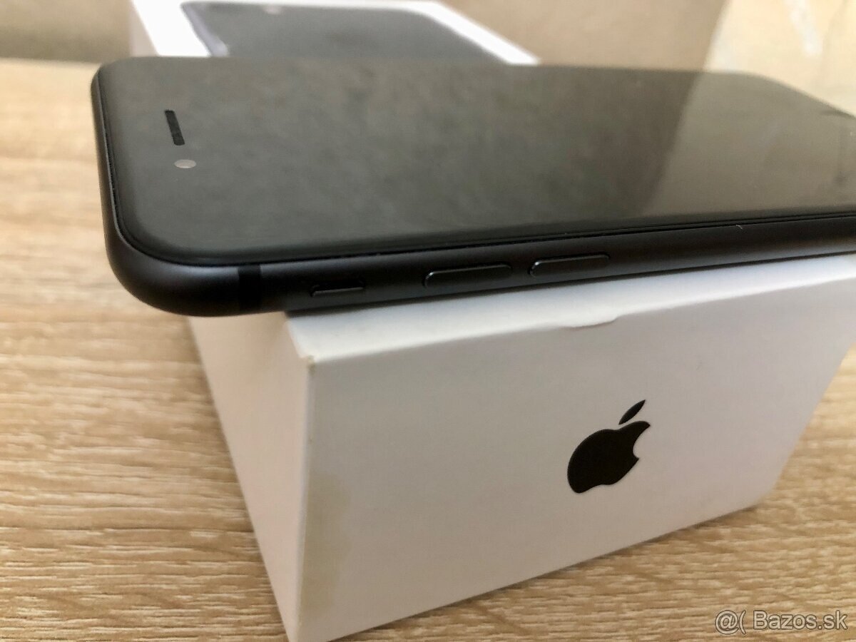 iPhone 8 64gb TOP STAV - 5