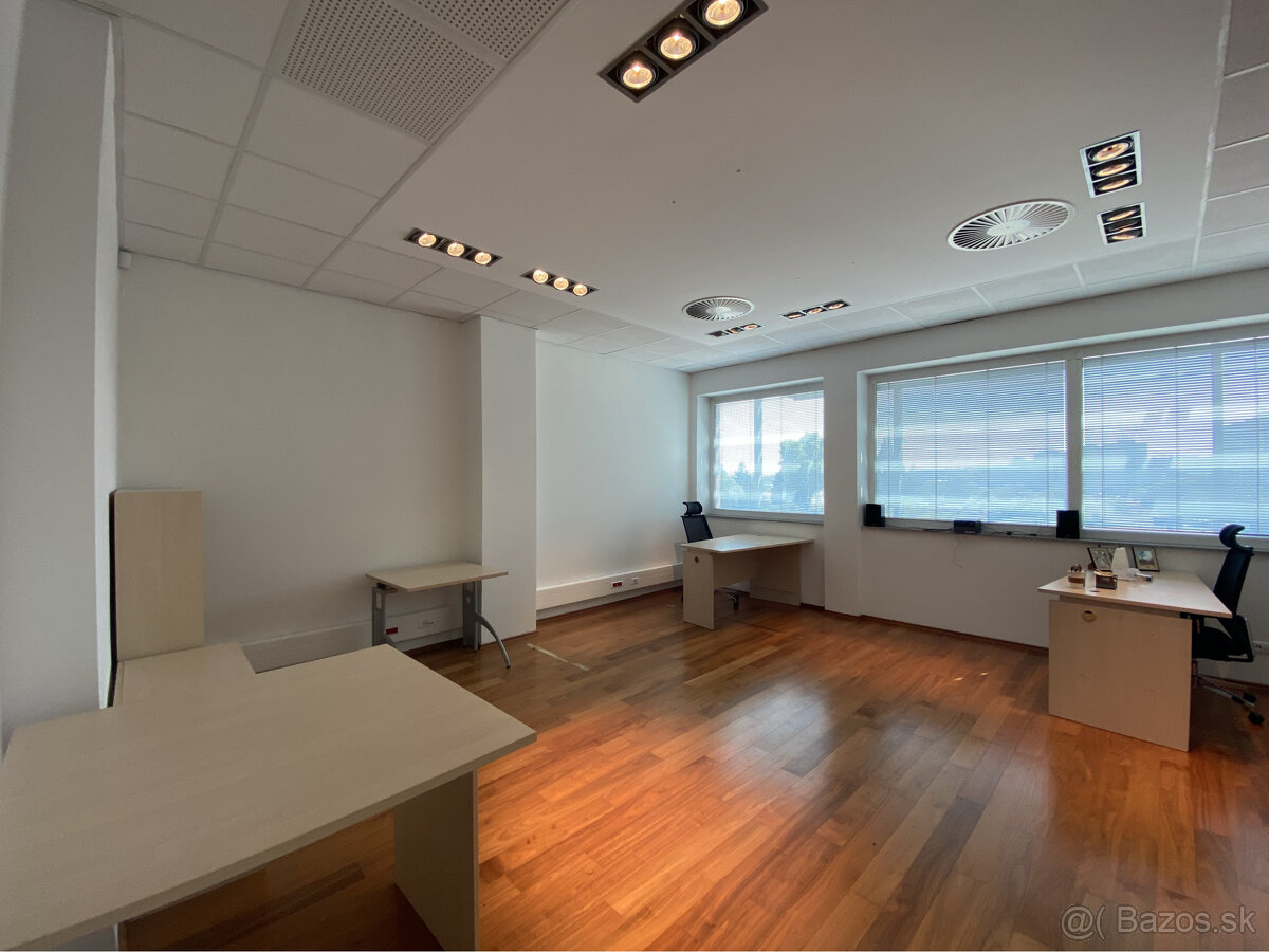 Atraktívne kancelárske priestory - 94 m² pri Auparku - Widok 5