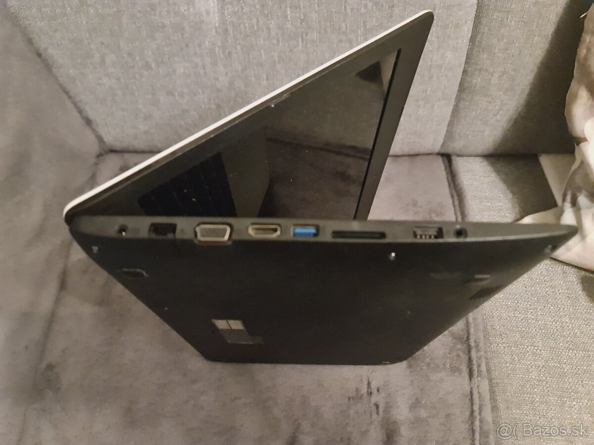 Asus X553M - 5