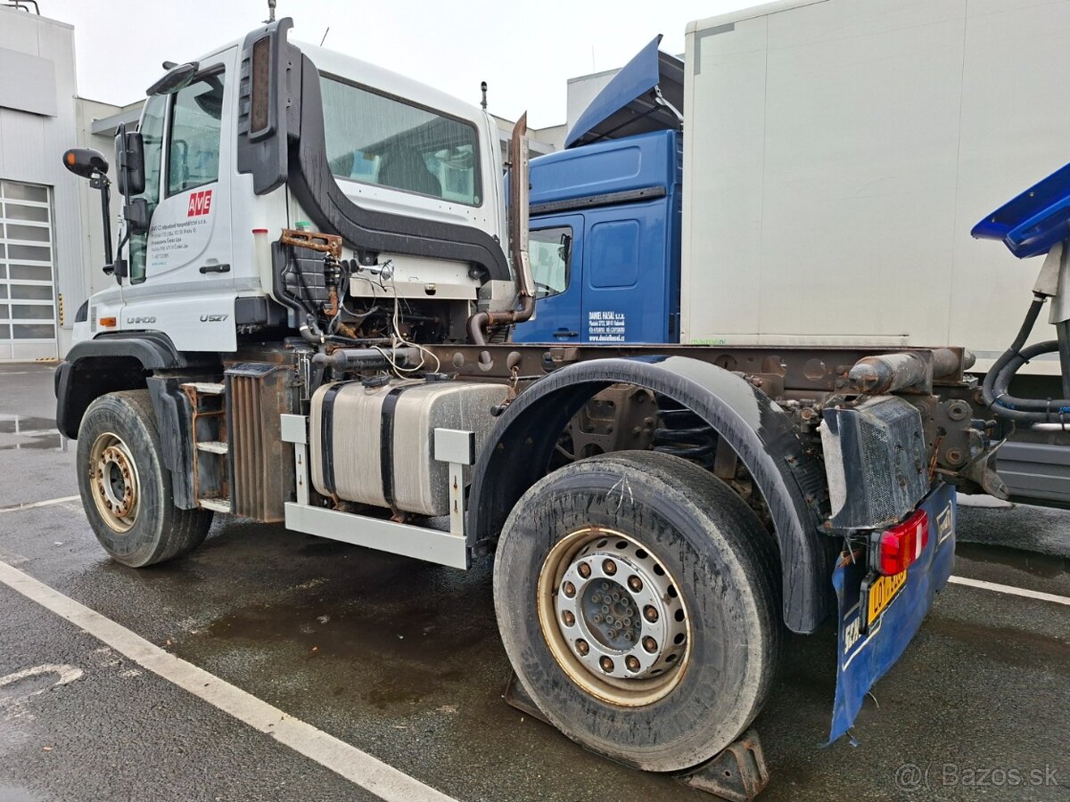 MB UNIMOG U527 4X4