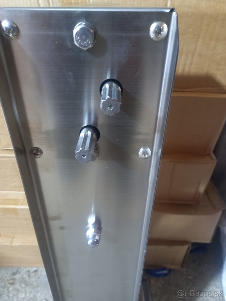 Vertikálna plnička klobás – 7L PROFI - 5