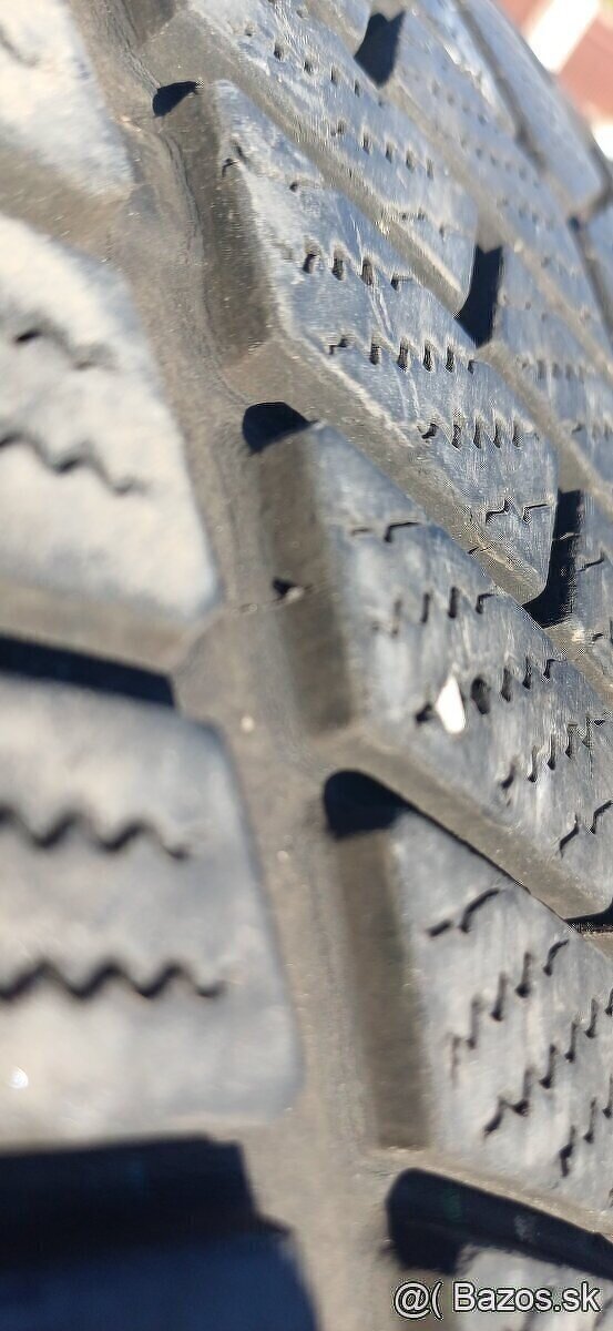 225/50 r17 zimné pneumatiky, Continental RFT - 5