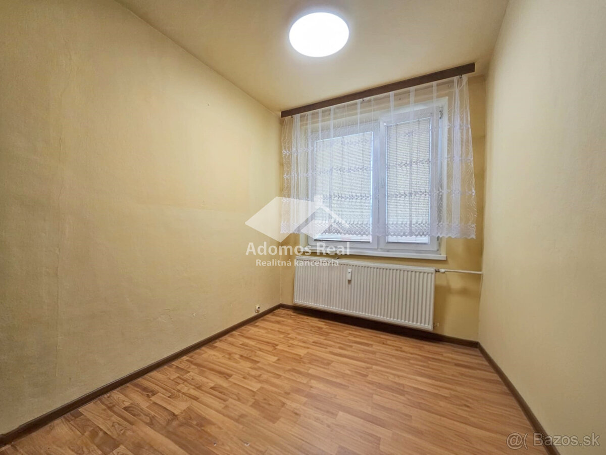 3 - IZBOVÝ BYT TREBIŠOV / KOMENSKÉHO - 5