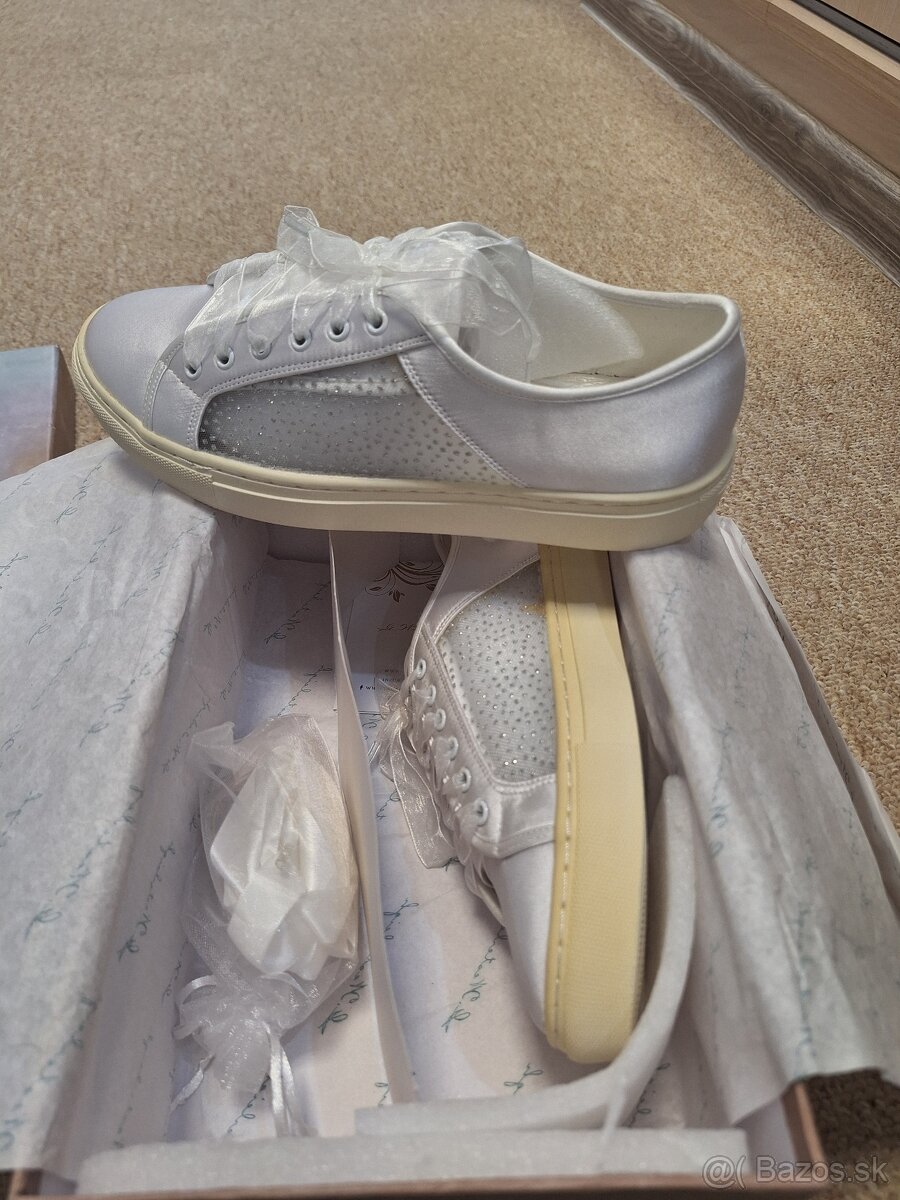 Svadobné tenisky veľ. 37,38 - 5