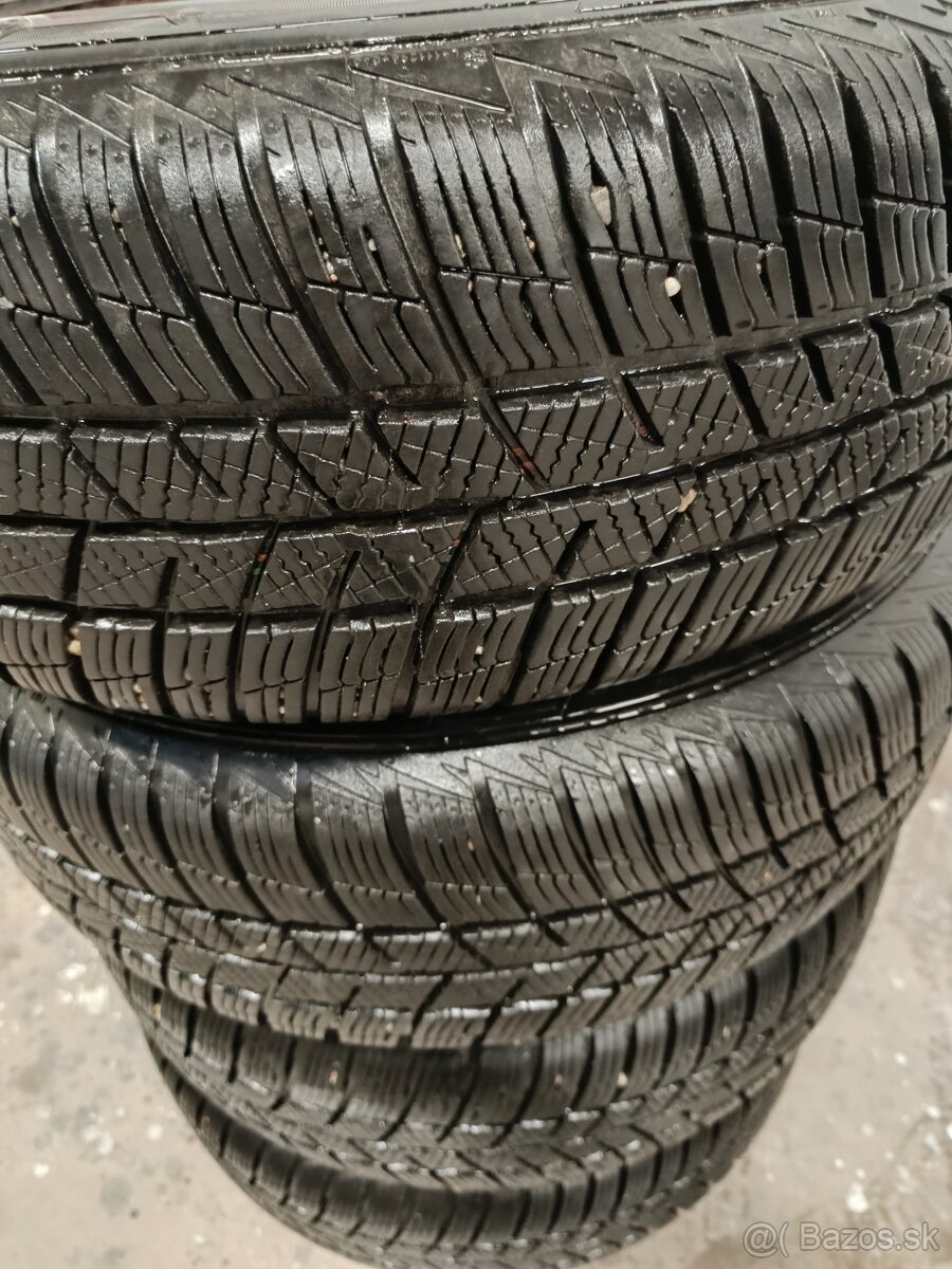 Predám zimné pneumatiky 215/65 R16 - 5