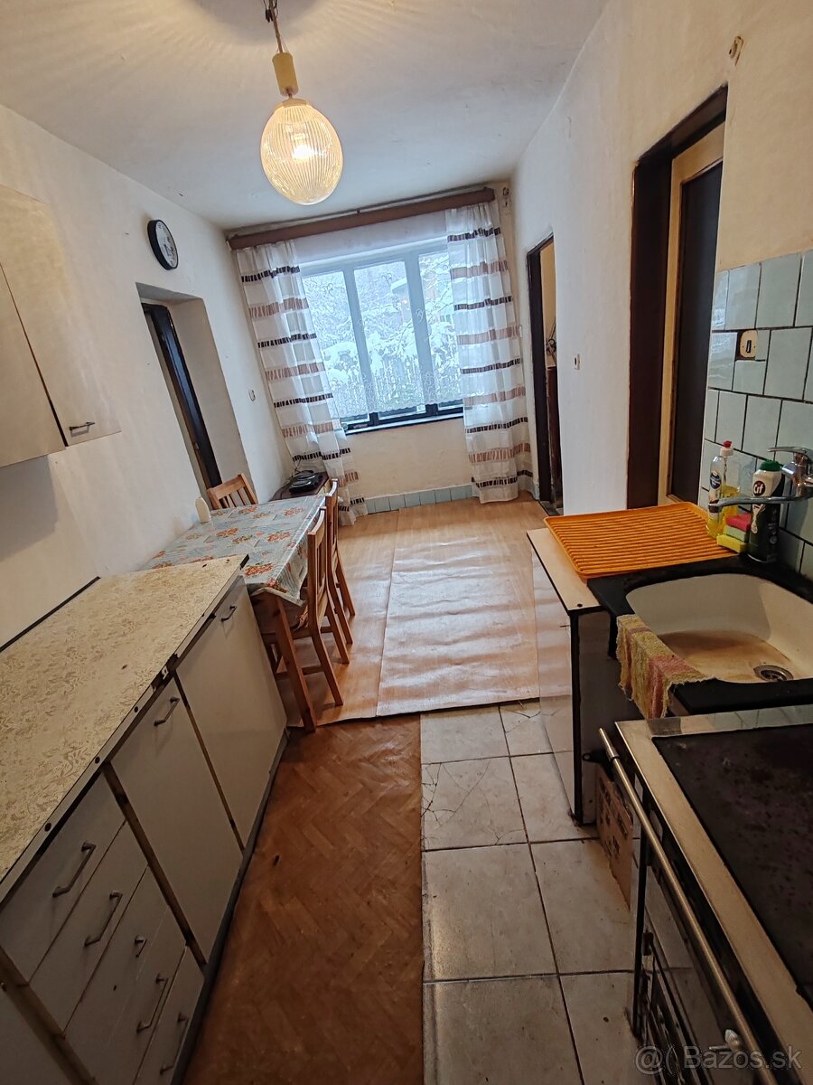 Rezervovaný.Na predaj rodinný dom v Dobšinej - 5