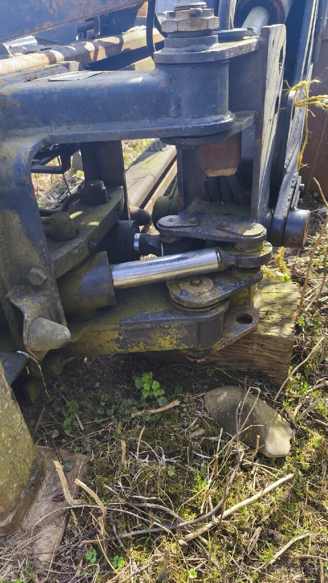 Podkop na Locust 750, unc - 5